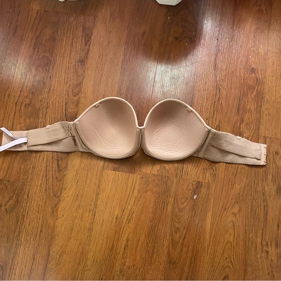 vs strapless bra - Picture 4 of 5